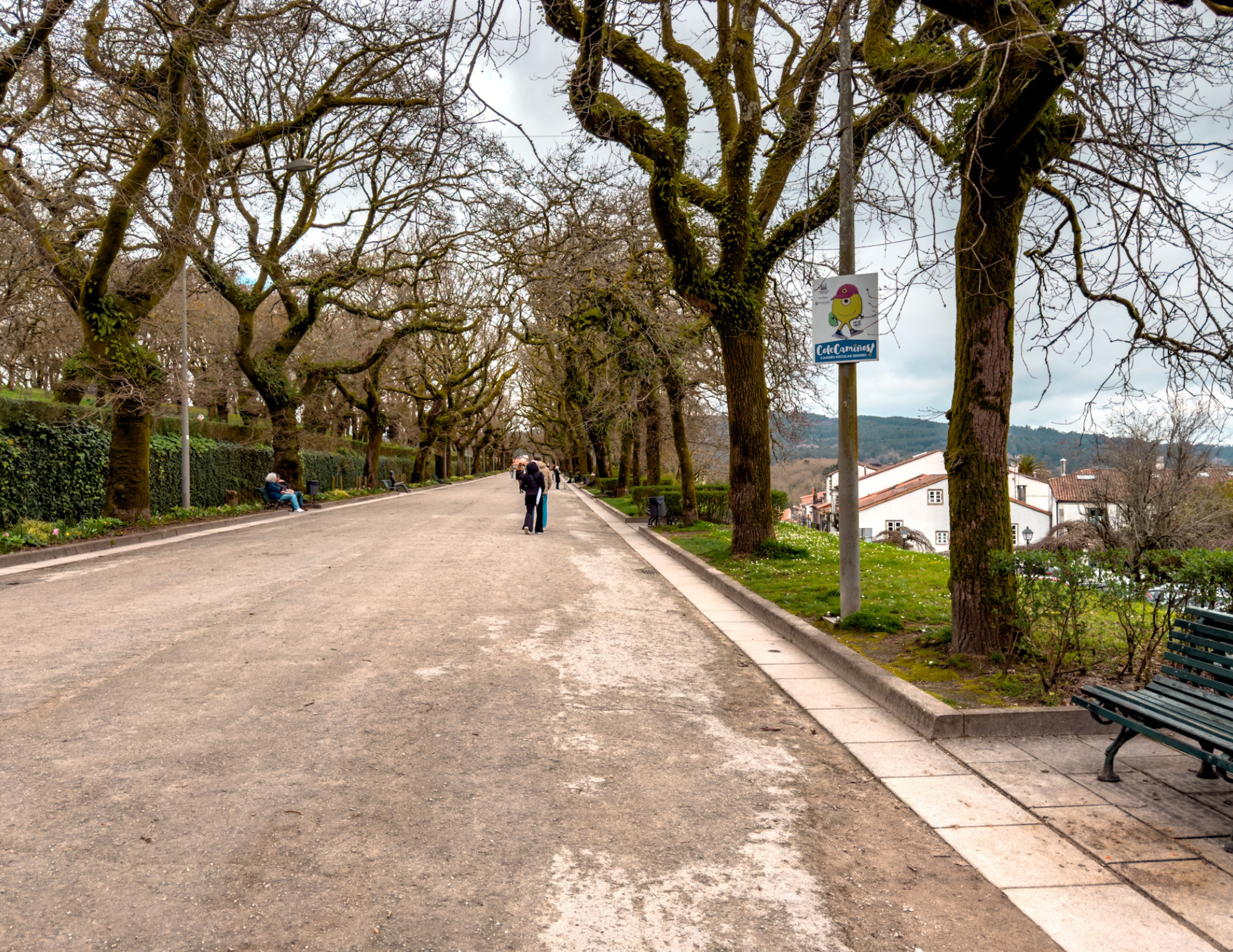Alameda Park in Santiago de Compostela (10).png